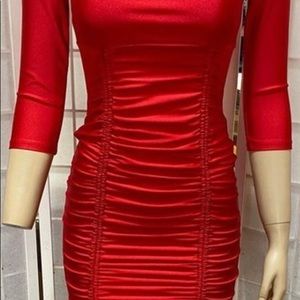 Red or mustard which one do you prefer ?